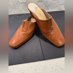 Donna Serena Tan Leather Square Toe Mules Shoes Italy Sz 9.5 Contrast Stitching